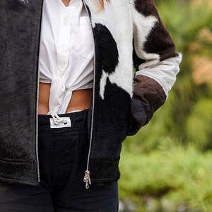 Nouvelle arrivée : veste en cuir de vachette pour femme, confortable pour l'hiver, design personnalisé, col rabattu, vestes en cuir de vachette pour femme - Product Image 5