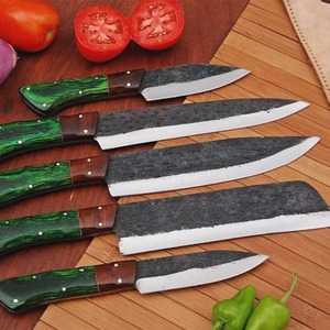 Ensemble de couteaux de chef en acier carbone forgé à la main |   Couteaux de cuisine professionnels 5 pièces avec manches en bois |   Lames Tranchantes comme des Lames de Rasoir - Product Image 2