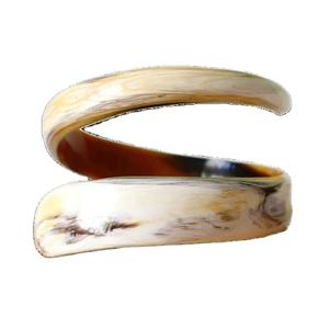 Brazalete de cuerno de búfalo hecho a mano en espiral, joyería al por mayor, pulsera hecha de cuerno Natural para niñas y mujeres, joyería de cuerno única - Product Image 1