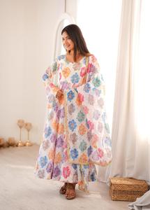 Accessoires vestimentaires, Vêtements ethniques, Autres vêtements régionaux, Robe brodée en organza imprimé, Pantalon en micro-coton, Dupatta en dentelle (HTU 62) - Product Image 4