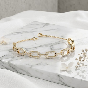 Bracelet chaîne à maillons en or massif avec diamants de laboratoire ronds pavés 1,50 carat (CTW), couleur DEF, pureté VVS2, taille brillant, bijou éthique et élégant - Product Image 1