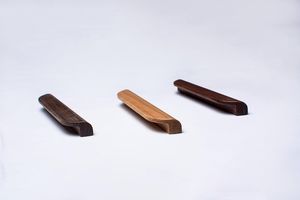 Poignées de meuble en bois uniques, finition naturelle, design minimaliste, poignées durables pour portes et tiroirs de meubles - Product Image 4