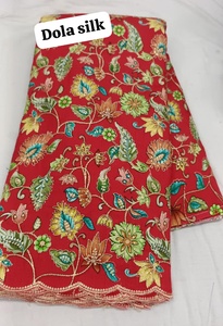 Tela de Seda Pura Dola con Bordado Floral, 95 GSM, 44 Pulgadas de Ancho, Material de Bordado Floral de Diseño para Prendas Étnicas, 5 Metros - Product Image 5