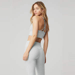 Ropa deportiva de verano para mujer, conjunto de dos piezas, sujetador deportivo y leggings, traje de entrenamiento para gimnasio, conjunto atlético cómodo para damas. - Product Image 5