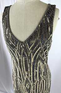 Vestido de Noche Vintage con Cuentas, Estilo Sirena, con Cola de Capilla, Largo hasta la Rodilla, Cuello Redondo, Ajuste Cómodo - Product Image 3