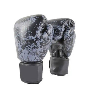 Gants de boxe en cuir blanc, noir et rouge personnalisables Econex Sports avec fermeture et impression de marque pour l'entraînement des adultes - Product Image 3