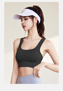 Wholesale Plus Size Women's Lightweight High Support Sport Bras Breathable Eco-Friendly Seamless Double Layer Straps Cropped - Product Image 4