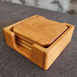 Juego de Posavasos Cuadrados de Madera Modernos, Ecológicos y Hechos a Mano de Alta Calidad, con Logotipo Personalizado, Accesorios de Cocina Personalizables, Caja de Regalo - Product Image 2