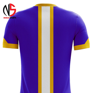 ชุดฟุตบอล โพลีเอสเตอร์ 100% เสื้อแขนสั้นใส่สบายสำหรับทุกเพศ รับสกรีนโลโก้ตามสั่ง รับสั่งตัดไซส์ตามต้องการ - Product Image 6