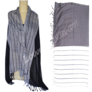 Écharpe longue en coton tissé à la main pour femmes, motif rayé, légère, douce, respirante, tendance, vente en gros du fabricant - Product Image 2
