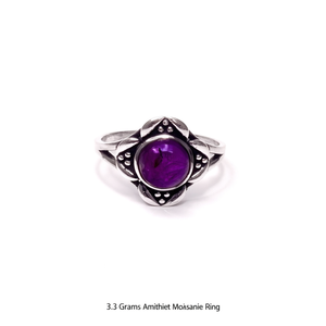 Bague en améthyste et moissanite de 3,3 grammes, produit élégant et stylé - Product Image 2
