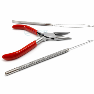 Pince à micro-anneaux pour extensions de cheveux en acier inoxydable de haute qualité, 5 pouces, avec poignée rouge, légère et réutilisable, 2 aiguilles - Product Image 1