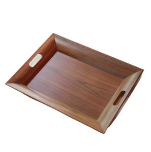 Plateau en bois naturel fait à la main avec bord vif |   Plateau de service en bois massif pour une décoration de table et de repas élégante - Product Image 1
