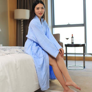 Bata de Baño de Felpa Azul Puro Estilo Nuevo de Nesta Sports para Mujer, Bata de Spa Suave y Lujosa - Product Image 2