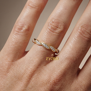 Anillo de Lujo de Plata 925 con Diamante Redondo de Laboratorio de 0.33 Quilates, Diseño Trenzado, para Bodas y Fiestas, para Mujer - Product Image 4