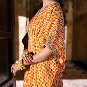 Camisa de gasa estampada y adornada 1 pieza para mujer - Product Image 1