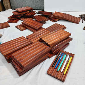 Porte-stylos en bois de haute qualité, très demandé, en bois rouge, pour bureau, organisateur de bureau unique pour la maison et le bureau, à bas prix - Product Image 3