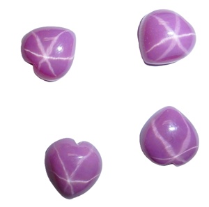 Cabocheon opaque poli de laboratoire en rubis étoilé en forme de cœur 11x11 mm 6 carats avec effet étoile à 6 branches pour la fabrication de bijoux - Product Image 3