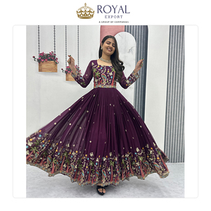 Professionnels dans la vente de la meilleure collection de vêtements indiens, magnifiques ensembles Anarkali en faux georgette avec broderies. - Product Image 3