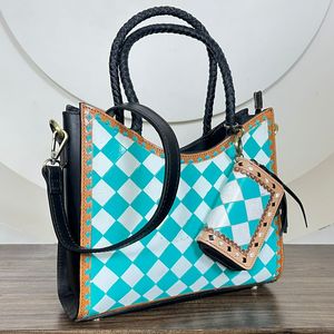 Nouveauté Sac fourre-tout et mini porte-cartes Ensemble assorti de 2 pièces Sac à main en cuir à carreaux fait à la main Sac bandoulière pour femmes - Product Image 4