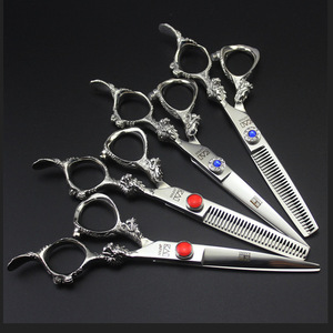 Ensemble de ciseaux de barbier en acier les plus vendus pour la coupe de cheveux, ensemble de ciseaux de salon personnalisés - Product Image 1