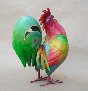 Escultura de Gallo de Metal Moderna Hecha a Mano, Multicolor, de Alta Calidad, con Acabado en Polvo, Ideal para Decoración - Product Image 3