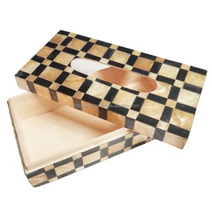 Boîte à mouchoirs en résine et bois opulente avec accents de mop naturels Table à manger, table basse et décor de salle de bain - Product Image 4