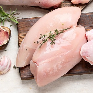 Precio Especial de Pechuga de Pollo Congelada, Exportador Confiable, Suministro en Grandes Cantidades, Limpia y Fresca, Empaque a Granel, Precio Competitivo - Product Image 2