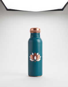 Bouteille d'eau en cuivre émaillé artisanale en gros, motif lotus, ayurvédique, étanche, écologique, gourde métallique pour la gym et le bureau, OEM - Product Image 4