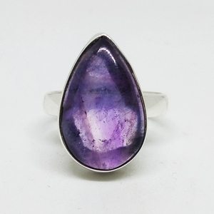 Bague de mariage élégante pour femme en argent sterling 925, style bohème hippie, avec grande pierre d'améthyste naturelle violette taille poire et sertissage clos - Product Image 1