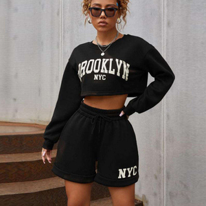 Ensemble deux pièces en molleton brodé uni lavable pour femme, style streetwear d'hiver, vente en gros - Product Image 3