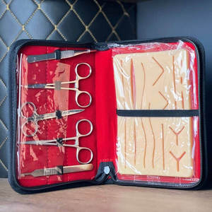 Kit complet d'entraînement aux sutures pour étudiants en médecine avec coussinet en silicone et instruments en acier inoxydable pour la formation clinique - Product Image 5