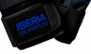 Gants de boxe IBERIA Premium noirs avec imprimé crâne flamme bleue, gants d'entraînement en cuir PU, logo personnalisé, équipement sportif en gros OEM - Product Image 5