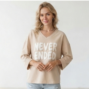 T-shirts à manches longues col en V imprimés sur mesure pour femmes, de haute qualité, pour usage quotidien, conception personnalisée OEM, t-shirt ample - Product Image 3