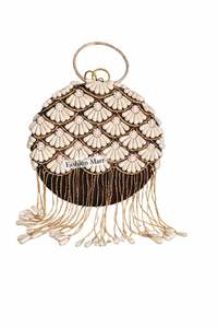กระเป๋าคลัทช์ทรงกลมลายเปลือกหอยมุกทำมือ พร้อมพู่ห้อยโซ่ทองและหูจับโลหะ - Product Image 6