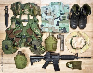 Équipement de terrain robuste pour conditions extrêmes, équipement de survie et d'expédition - Product Image 6