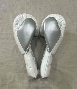 Guantes de Boxeo Fly Super Lace Pro X 2 de Alta Calidad, Cuero Vacuno Genuino, para Entrenamiento y Sparring, Antideslizantes, Elásticos y Ajustables - Product Image 6