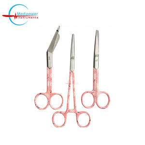 Kit Quirúrgico de Enfermería Floral Rosa de 3 Piezas: Tijeras para Vendajes de Acero Inoxidable, Pinzas Hemostáticas y Tijeras Médicas para Apósitos de Primeros Auxilios - Product Image 6