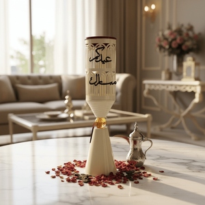 Brûle-encens élégant et haut avec un design festif de calligraphie arabe et un support élégant, parfait pour les célébrations spéciales - Product Image 1
