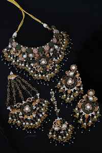 Parures de bijoux de mariée indiennes et pakistanaises de luxe, qualité supérieure, vente chaude, fabriquées à la main, plaquées or, style antique, pour mariage, fiançailles, Aïd - Product Image 4