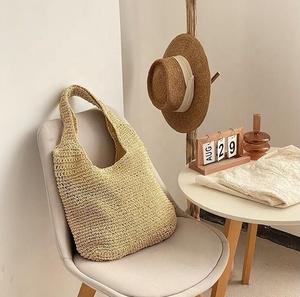 กระเป๋าสะพายไหล่สานสไตล์ดิบๆของผู้หญิงทำด้วยมือเรียบง่ายพร้อมซิปปิดสำหรับฤดูร้อนและฤดูใบไม้ร่วง - Product Image 4