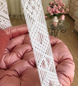 Hamac suspendu en macramé bohème 72x40 pouces, chaise suspendue luxueuse pour la décoration de la maison, en coton, pour l'intérieur, l'extérieur, la salle de jeux, le patio, blanc et P - Product Image 2