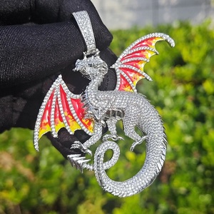Collar Dragón de Fuego con Diseños Únicos Iced Out, Estilo Hip Hop Unisex, Plata con Diamantes Cultivados en Laboratorio, Esmalte Rojo y Amarillo, Conjuntos de Joyería para EE. UU. y la UE - Product Image 1