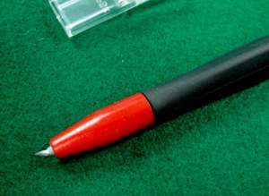 KN0146 Durable Portable Craft Knife High Quality Precision Hobby Tool with 5 Spare <b>Plastic</b> Blades for Detail Cutting - Product Image 4