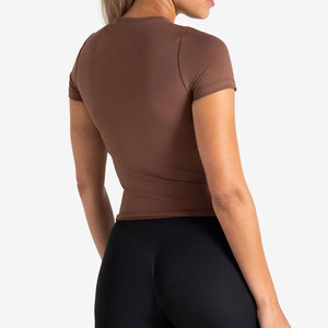 Camiseta de Compresión ODM 2026 en Venta, Camiseta Deportiva para Mujer, Ajustada, Elástica en Cuatro Direcciones, Poliéster/Spandex, para Gimnasio - Product Image 2