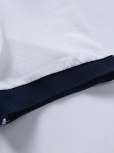 Polo classique pour homme design intemporel avec col boutonné manches courtes et coupe décontractée - Product Image 4