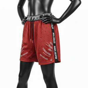 Pantalones Cortos Deportivos de Malla para Hombre, 150 GSM, Tela de Poliéster Suave, Paneles Laterales en Contraste Rojo, Logotipo Personalizado, Pantalones Cortos para Mujer - Product Image 4