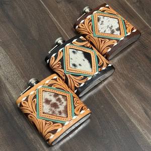 Flasque à whisky en acier inoxydable personnalisée de 8oz, poche moyenne, en cuir de vache véritable, outillage diamanté, porte-flacons à whisky - Product Image 4