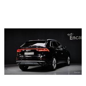 Audi Q8 45 TDI quattro Premium 2023, Volante a la Izquierda, Automático, con Cámara Trasera, Asientos de Cuero, Combustible Diésel, 46,856 km - Product Image 2