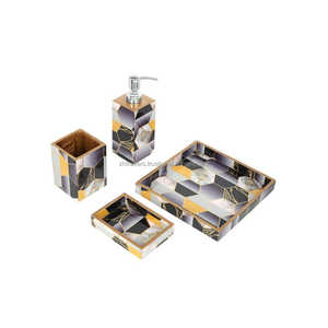 Juego de 4 Accesorios de Baño de Resina Epoxi Impermeable con Diseños Personalizados Estilo Amor para Decoración de Baño - Precio al por Mayor - Product Image 4